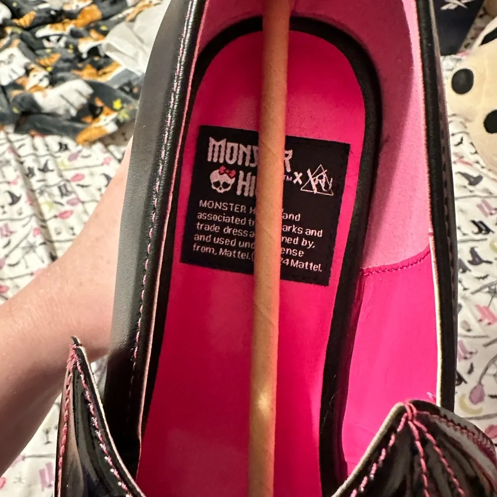 NWOB YRU Monster High Draculaura Deelite Heels - Picture 6 of 8